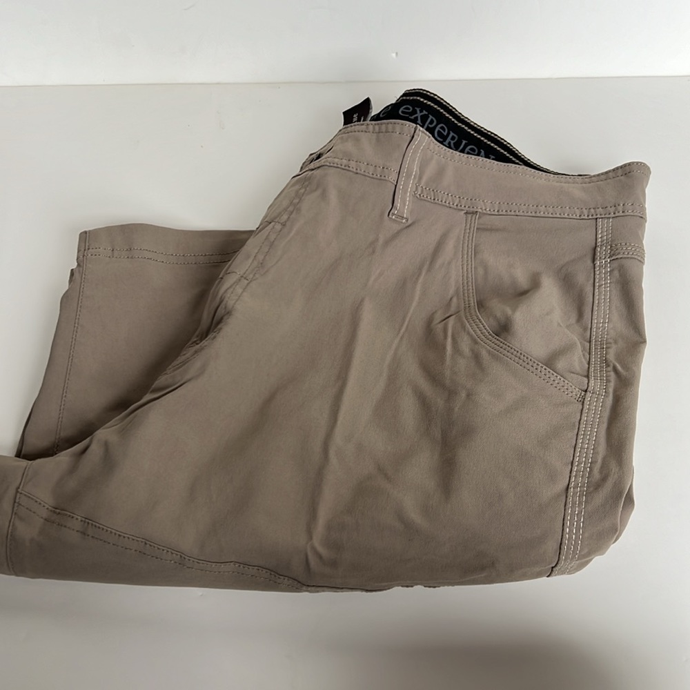 Prana Men’s Active Cargo Shorts size 38